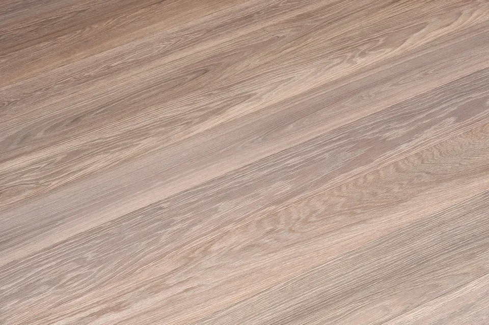Hrastov parket v barvi Eistal (Awood)